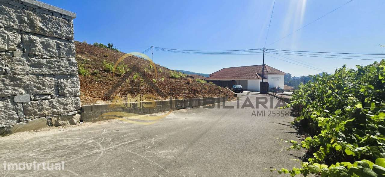 TERRENO DE CONSTRUÇÃO PARA 3 MORADIAS EM BANDA - Grande imagem: 4/16