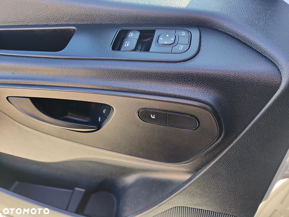 Mercedes-Benz SPRINTER 907 - 17