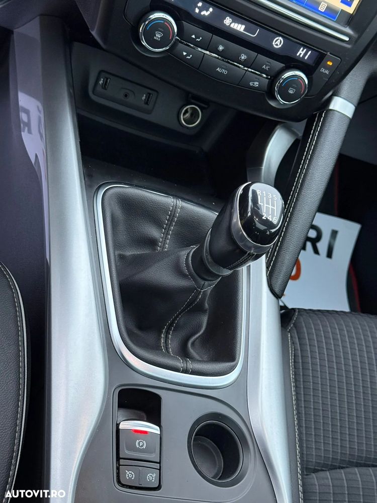 Renault Kadjar Energy dCi 130 Bose Edition - 17