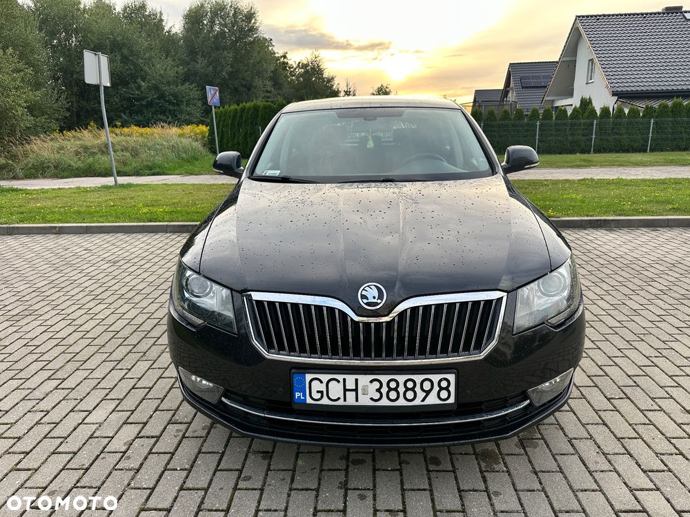 Skoda Superb 1.4 TSI Elegance - 2