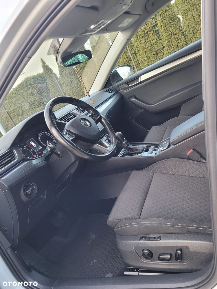 Skoda Superb - 18