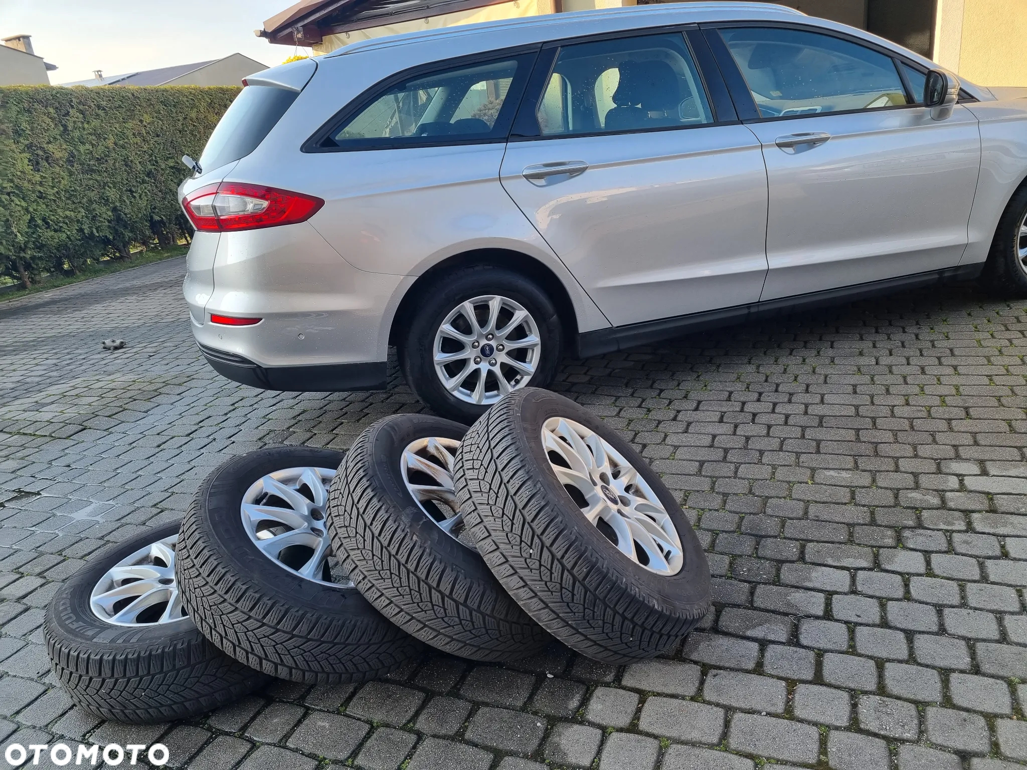 Ford Mondeo 2.0 TDCi ECOnetic Gold X (Trend) - 38