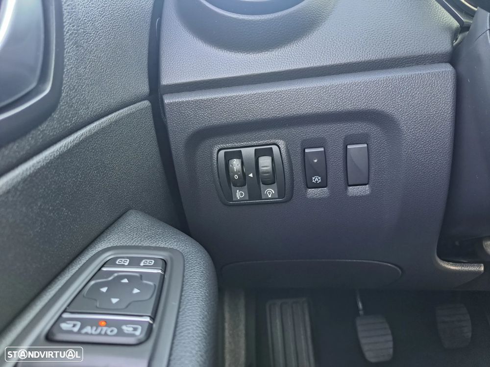 Renault Captur ENERGY TCe 120 LIMITED - 17