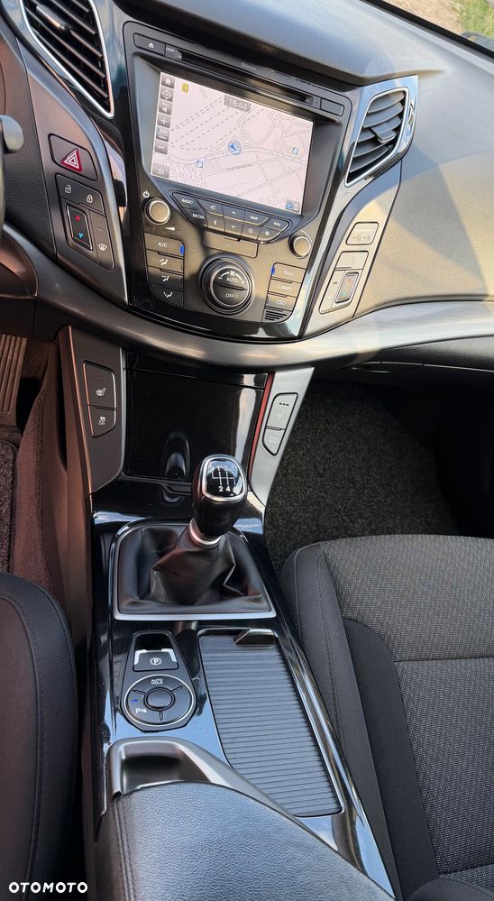 Hyundai i40 1.7 CRDi BlueDrive Business - 16
