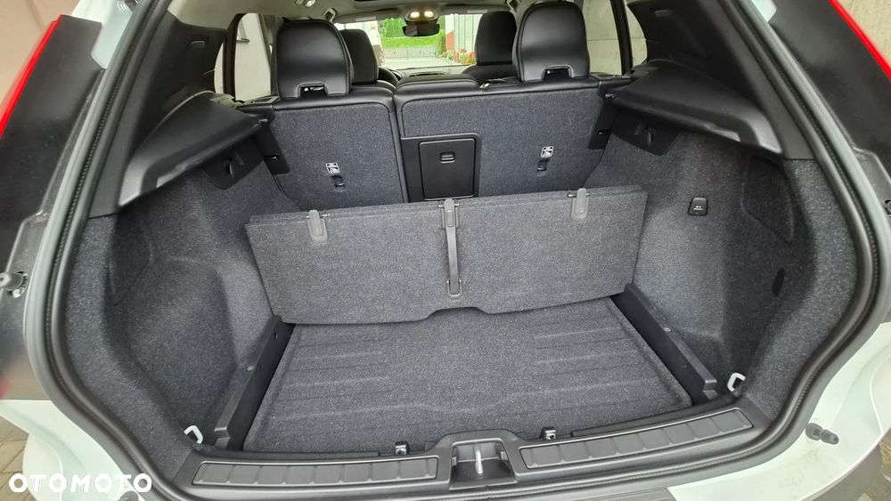 Volvo XC 40 - 31