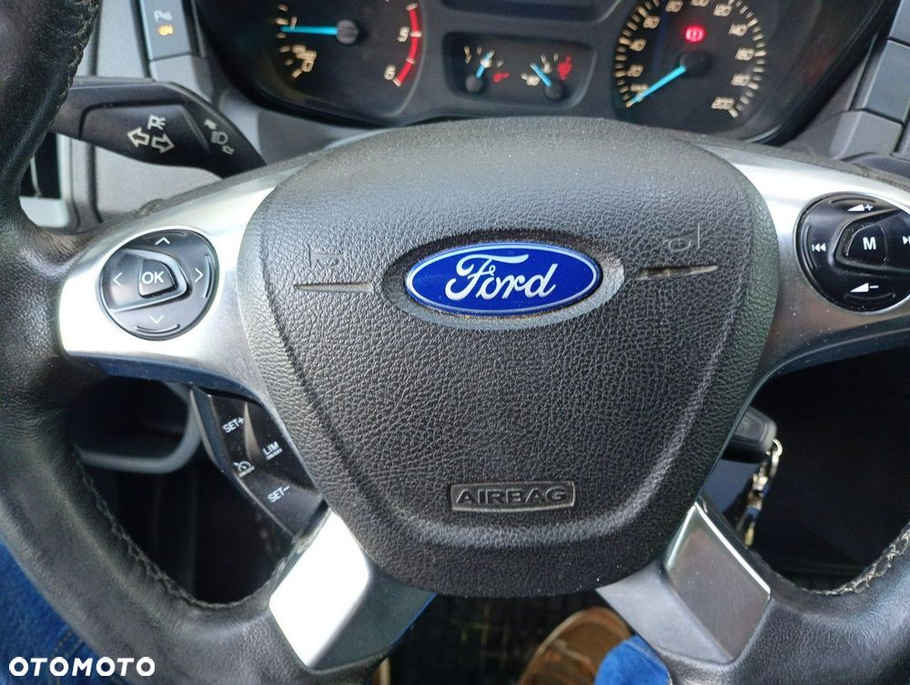 Ford Transit - 11