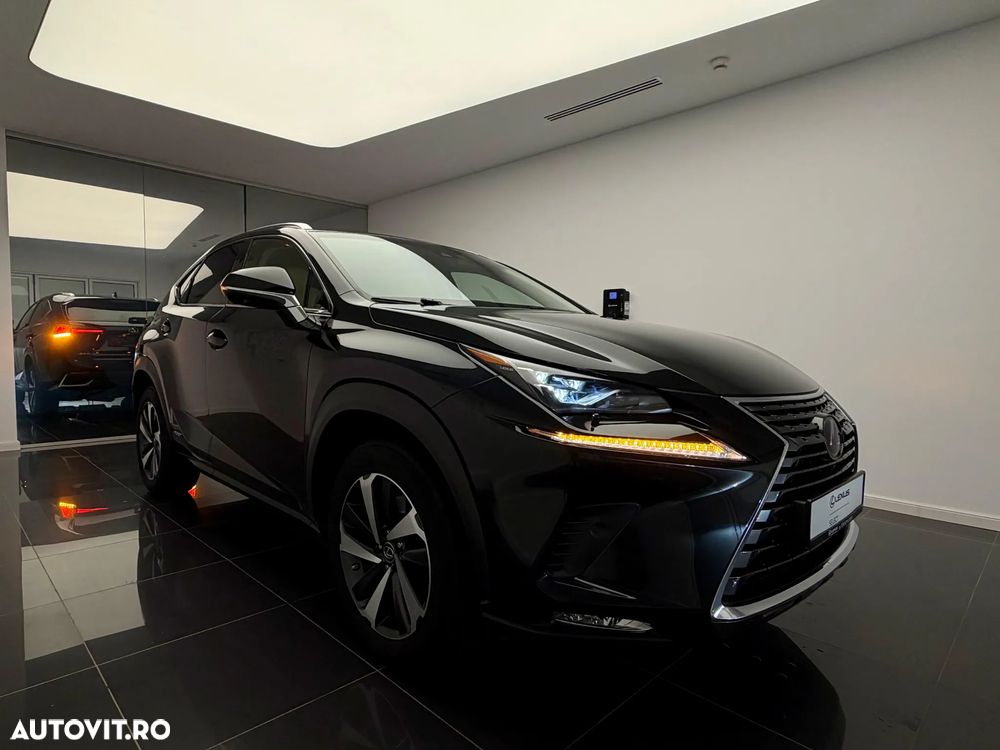 Lexus Seria NX 300h AWD Luxury - 5