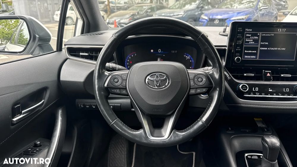 Toyota Corolla 1.8 HSD Dynamic - 17