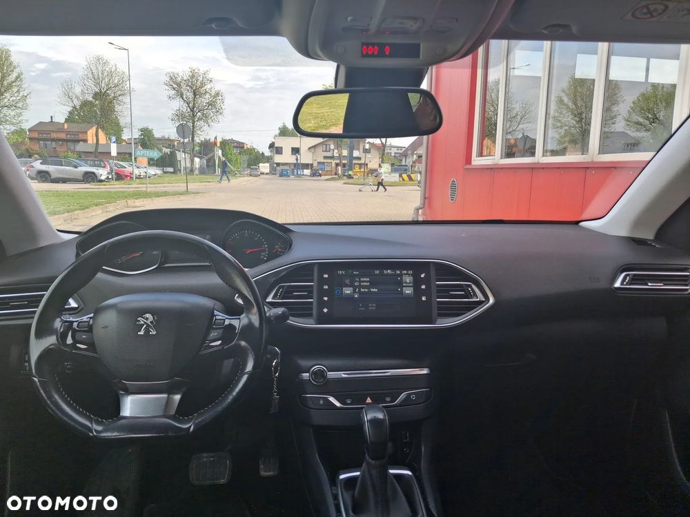 Peugeot 308 BlueHDi 120 EAT6 Stop & Start Active - 8