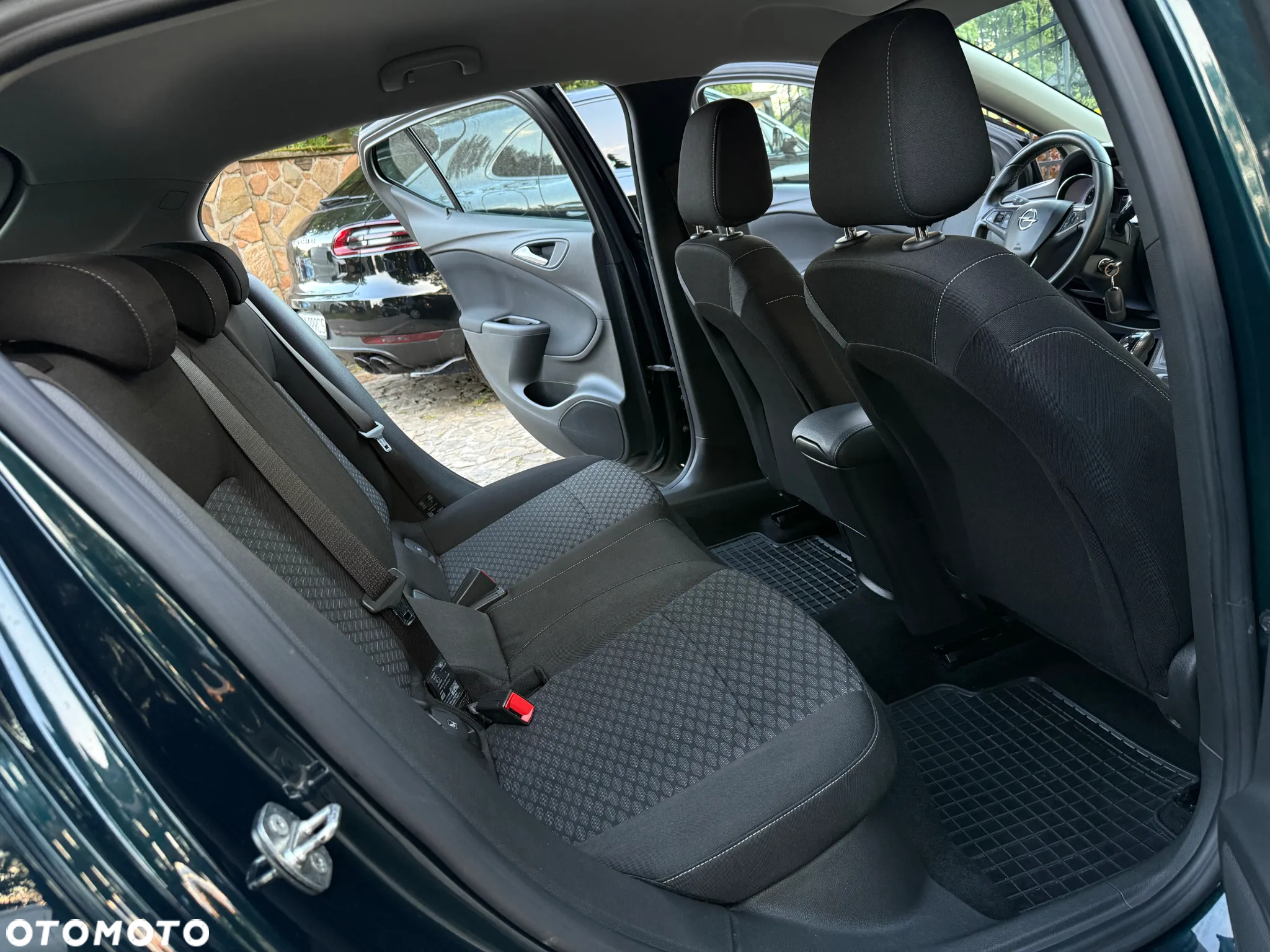 Opel Astra V 1.4 T Dynamic - 26