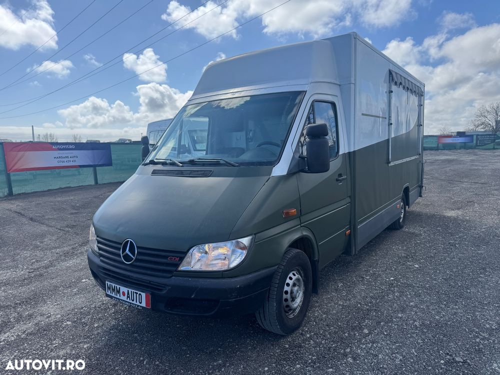 Mercedes-Benz Sprinter - 5