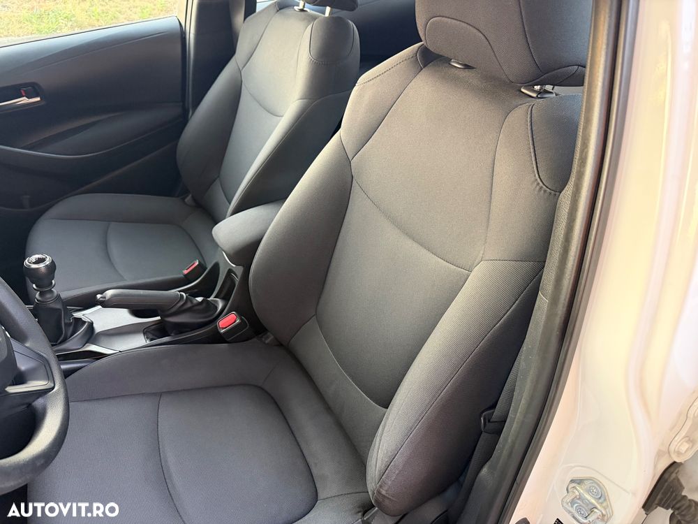 Toyota Corolla - 8