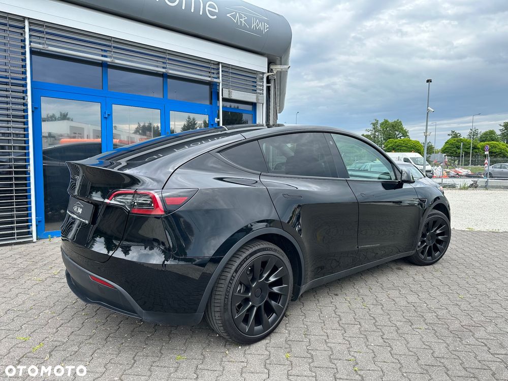 Tesla Model Y RWD - 7