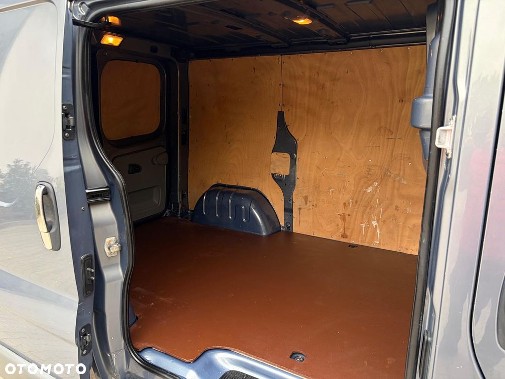 Renault Trafic - 17