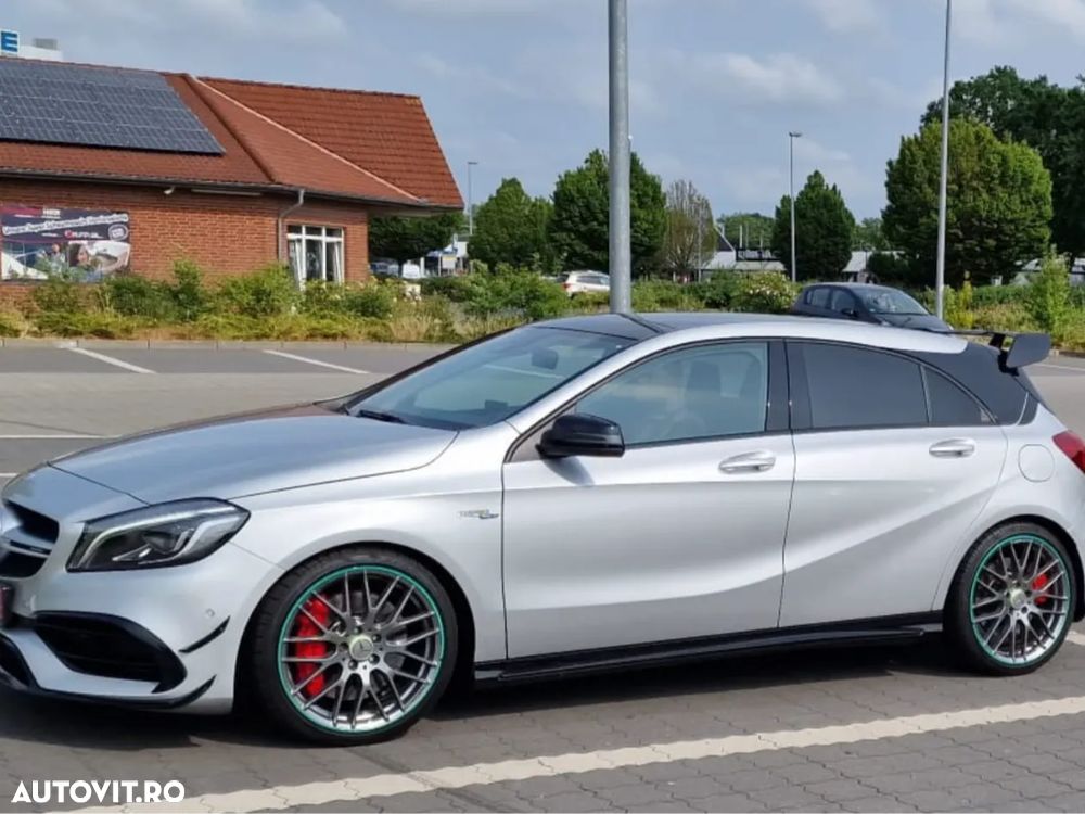 Mercedes-Benz A 45 AMG 4Matic AMG Speedshift 7G-DCT PETRONAS 2015 World Champion Edition - 19