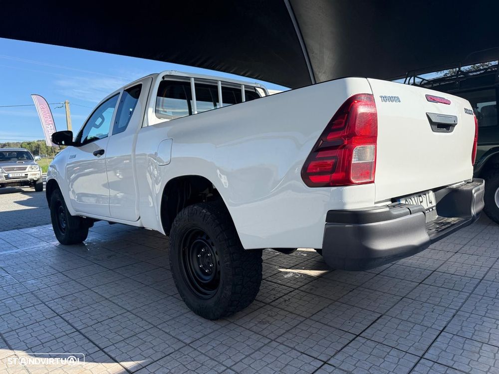 Toyota Hilux - 7