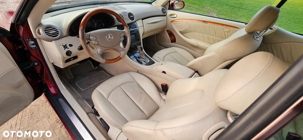 Mercedes-Benz CLK - 14