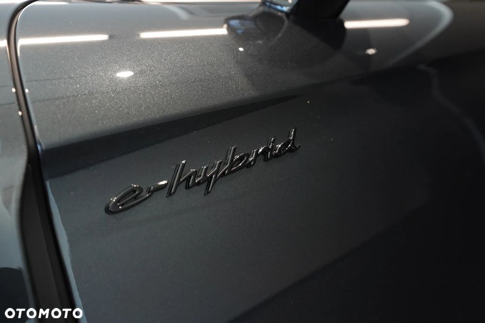 Porsche Panamera Turbo S E-Hybrid PHEV - 38