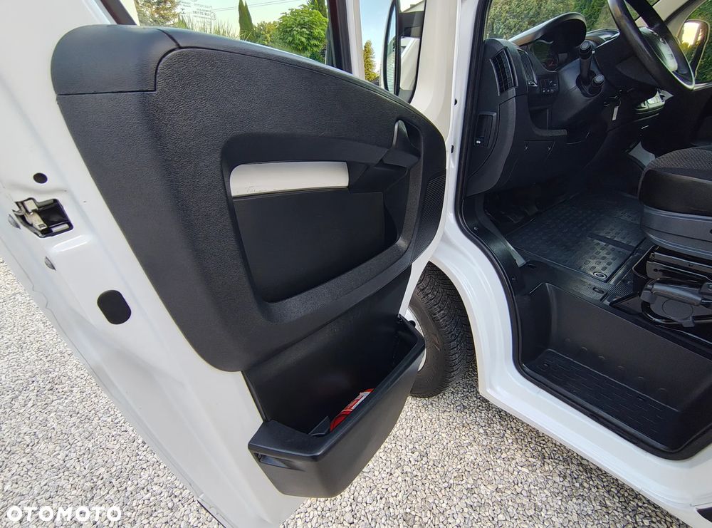 Opel Movano - 27