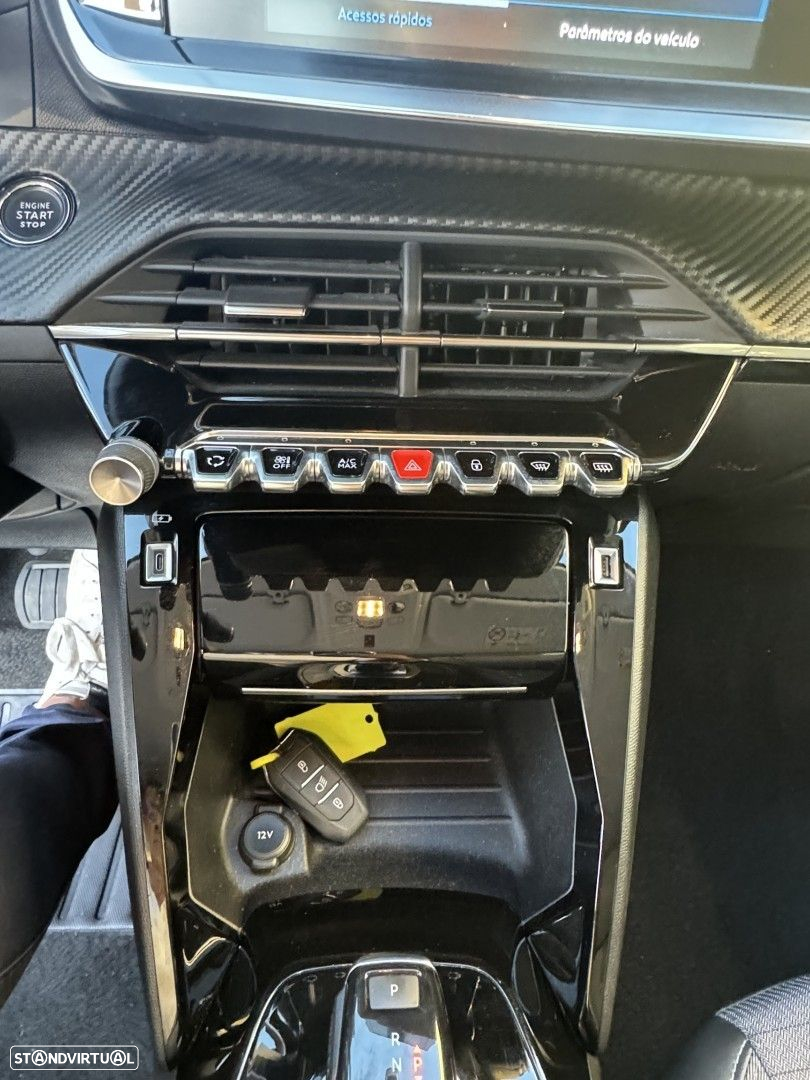 Peugeot 208 1.2 PureTech Allure Pack EAT8 - 22