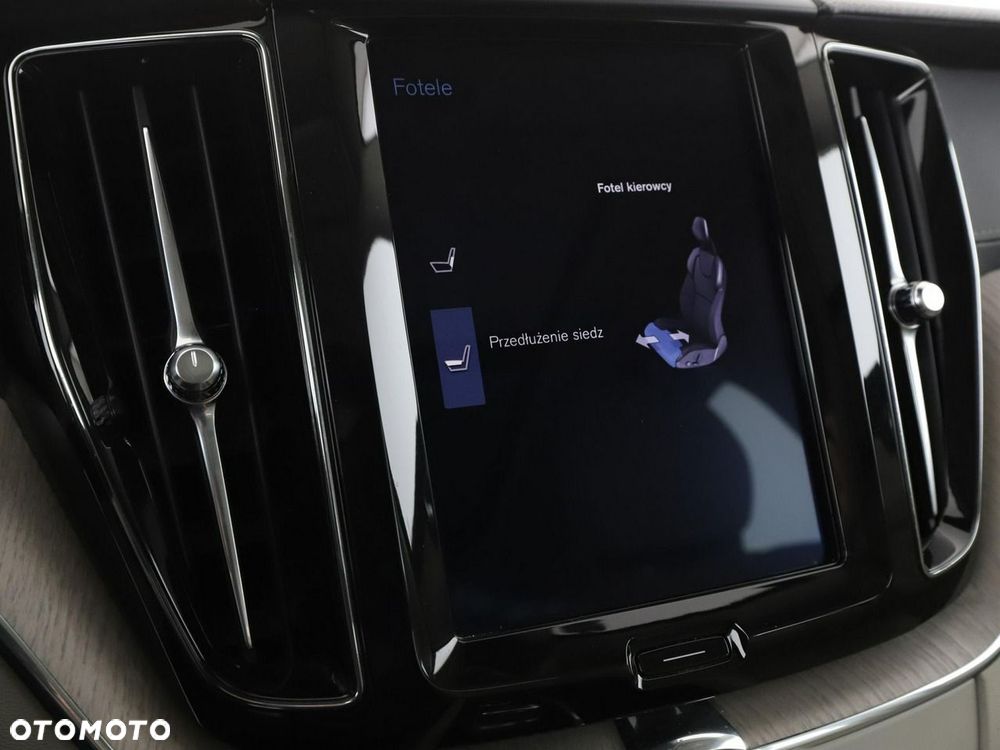 Volvo XC 60 - 38
