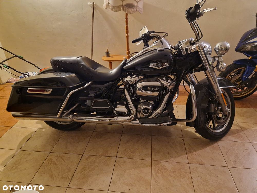 Harley-Davidson Touring Road King - 2