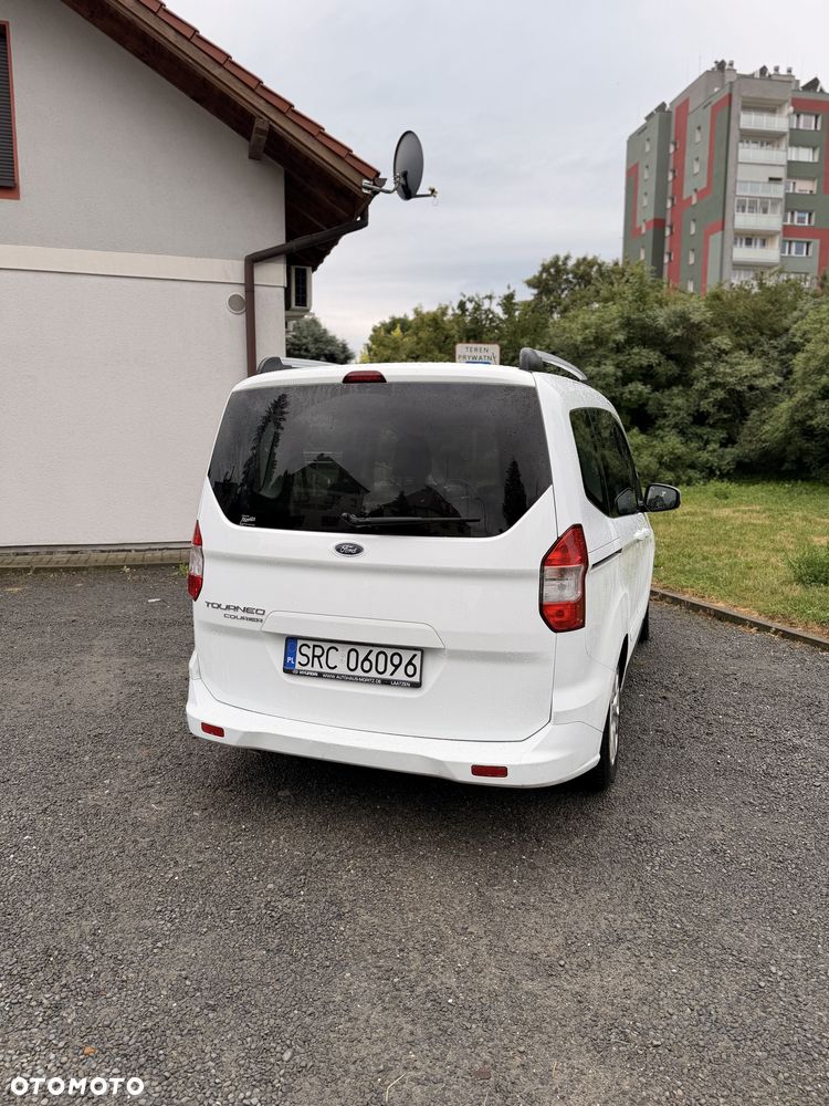 Ford Tourneo Courier - 3