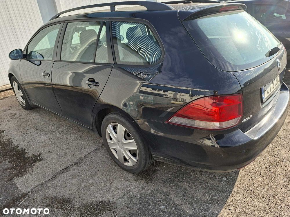 Volkswagen Golf - 8
