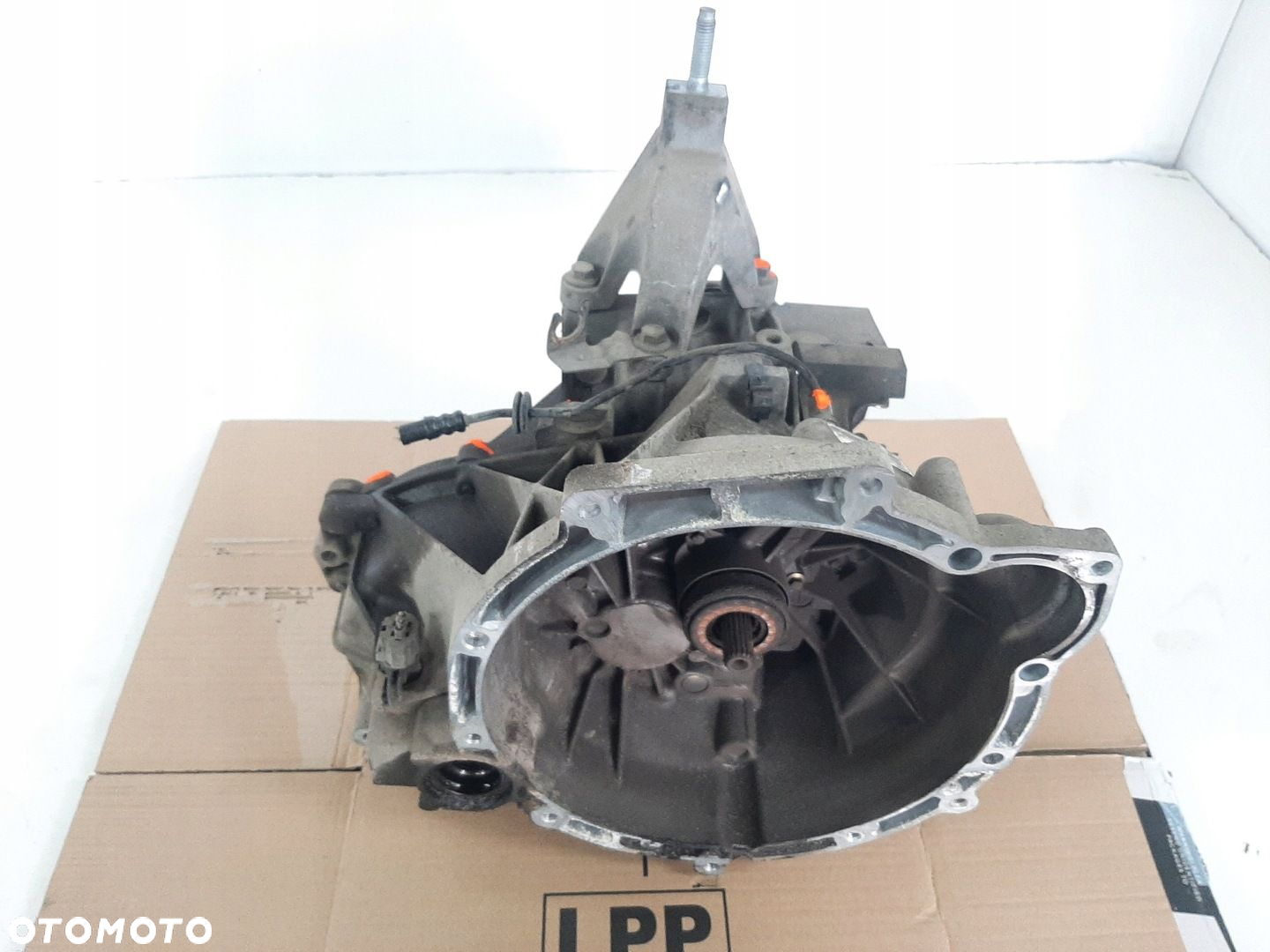 FORD FOCUS MK1 LIFT 1.4 16V 03R SKRZYNIA BIEGOW XS4R7002CF - 6