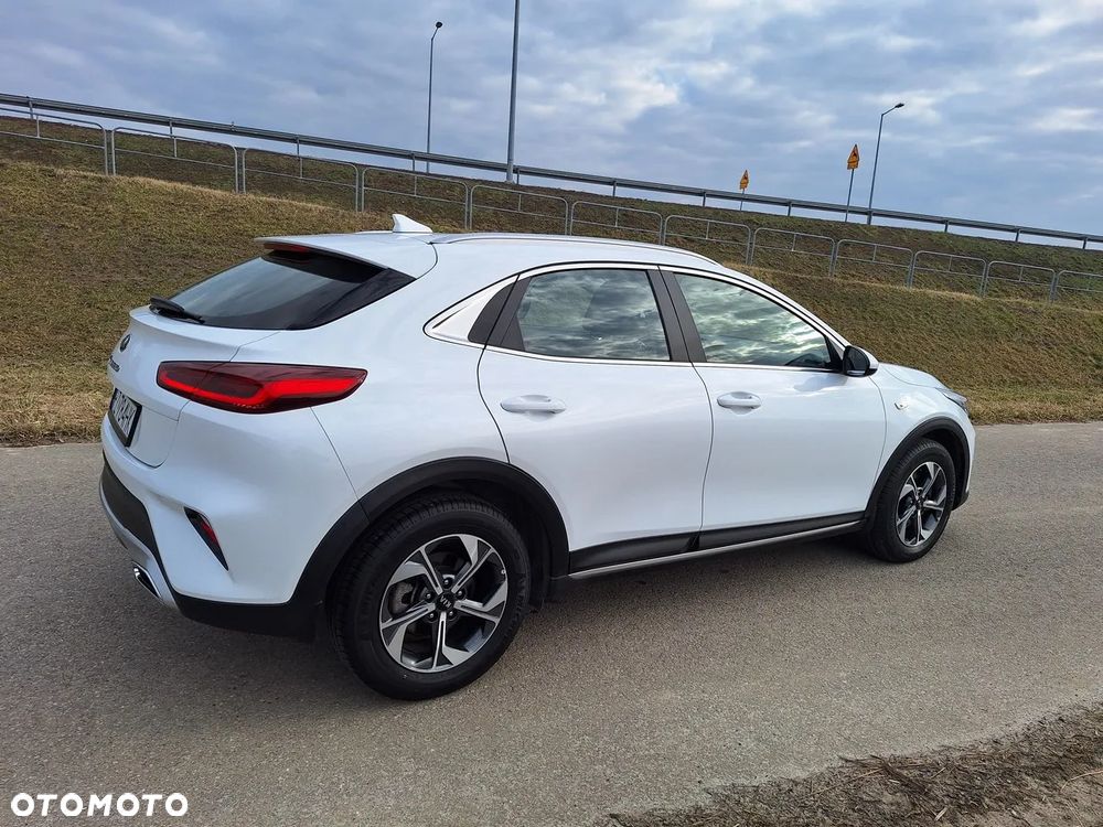Kia XCeed 1.0 T-GDI M - 4