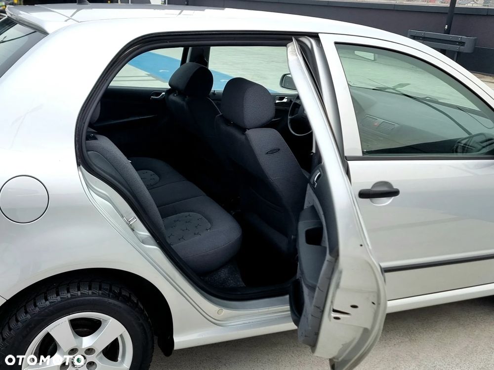 Skoda Fabia 1.4 16V Automatik Sport - 13