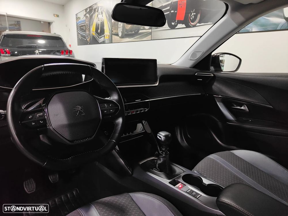 Peugeot 2008 1.2 PureTech Allure - 35