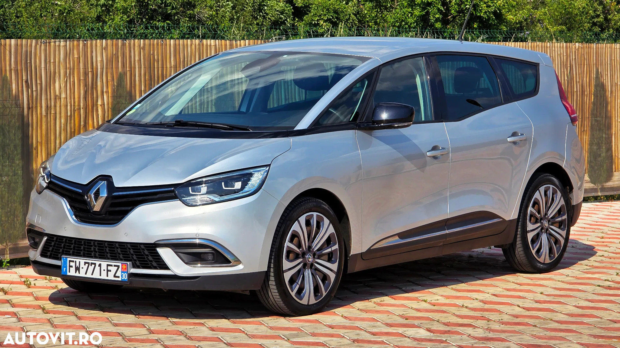 Renault Grand Scenic BLUE dCi 120 EDC BUSINESS EDITION - 5