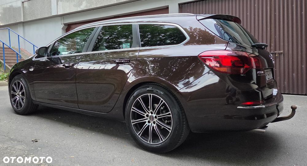 Opel Astra 1.4 T Cosmo - 12