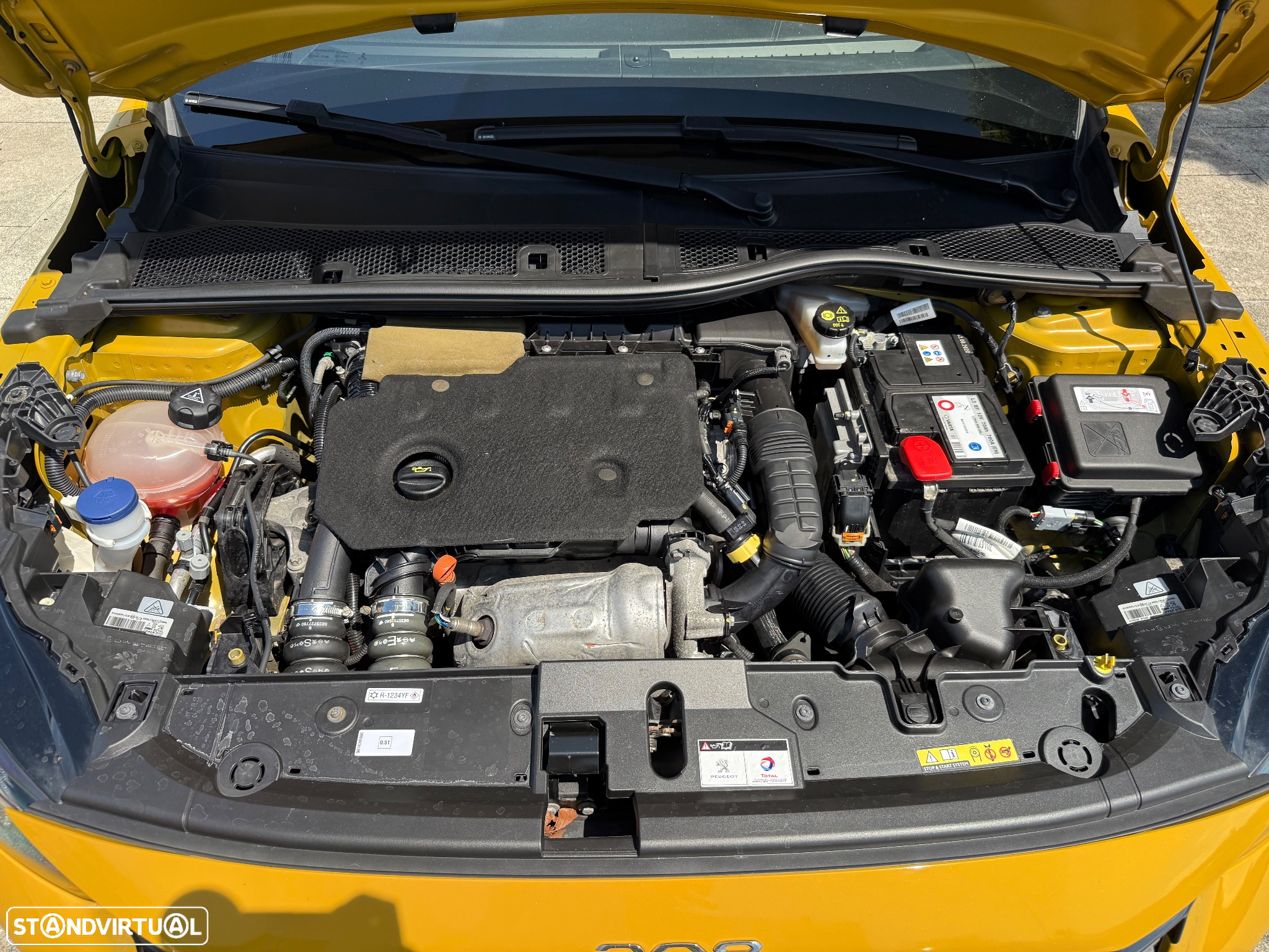 Peugeot 208 1.5 BlueHDi GT Line - 29