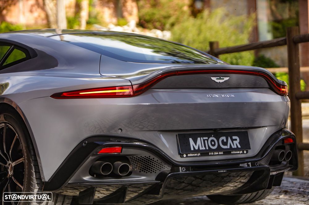 Aston Martin Vantage Coupe 4.0 Twin-Turbo V8 - 6