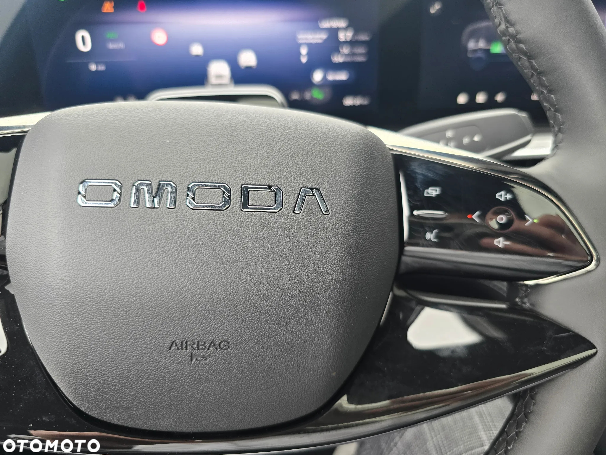 Omoda 9 1.5 Super Hybrid Exclusive AWD - 11