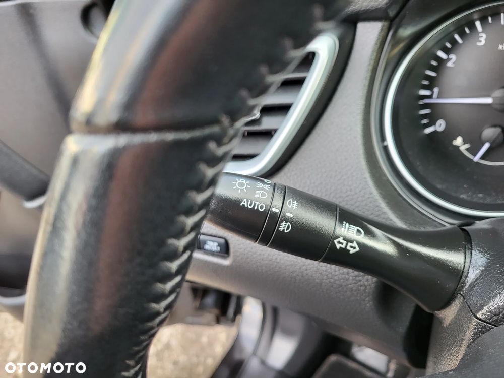 Nissan Qashqai 1.3 DIG-T Tekna+ - 16