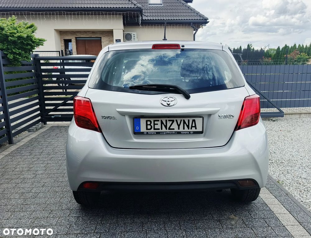 Toyota Yaris 1.33 Dynamic EU6 - 11