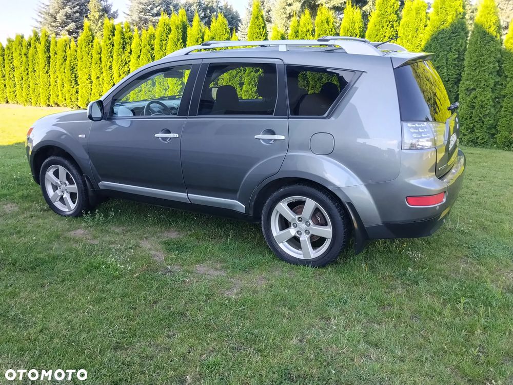 Mitsubishi Outlander 2.2 DID Instyle - 7