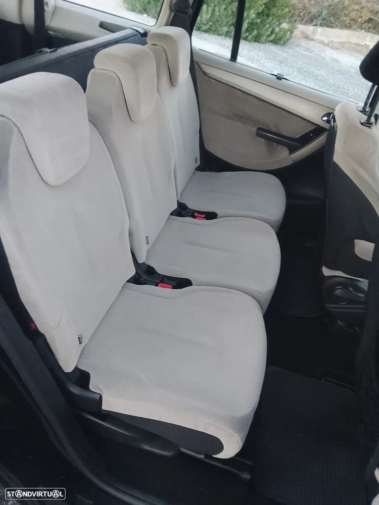 Citroën C4 Grand Picasso 1.6 HDi Confort - 11