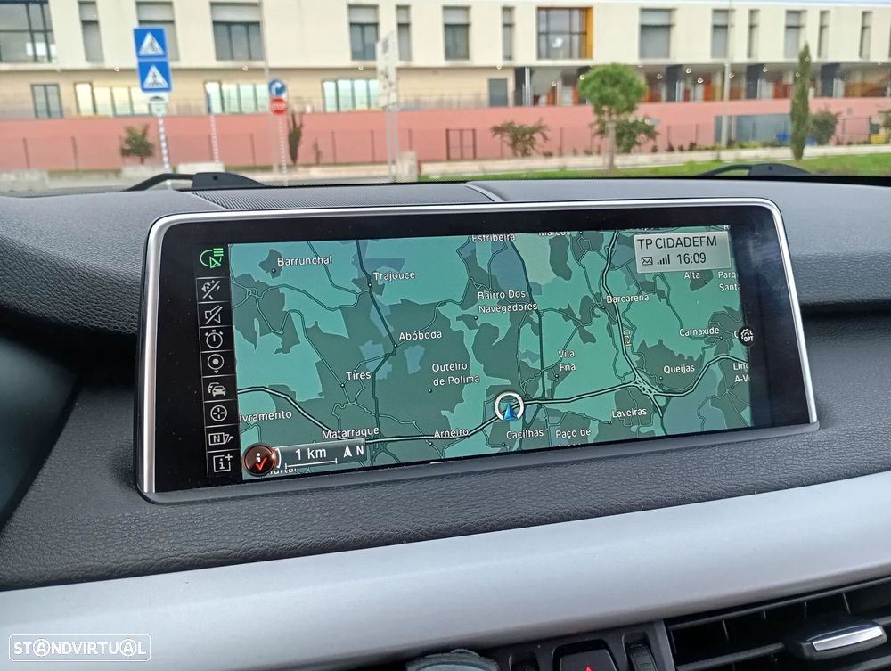 BMW X5 25 d sDrive Comfort 7L - 24