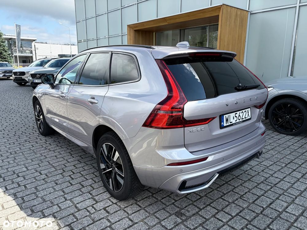 Volvo XC 60 B5 B AWD Plus Dark - 9