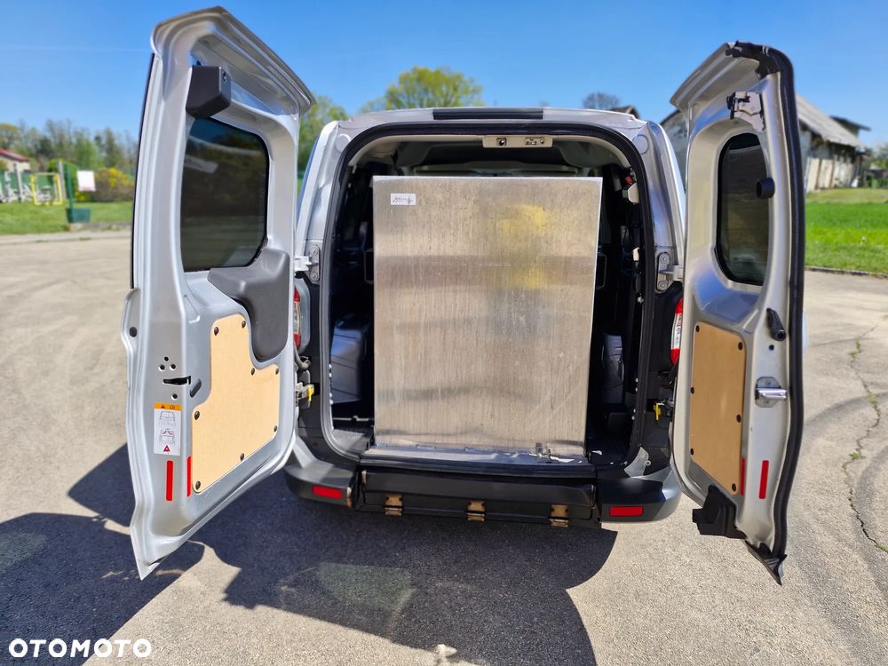 Ford Transit Courier Trend - 22