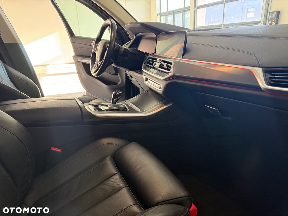 BMW X5 xDrive25d - 28