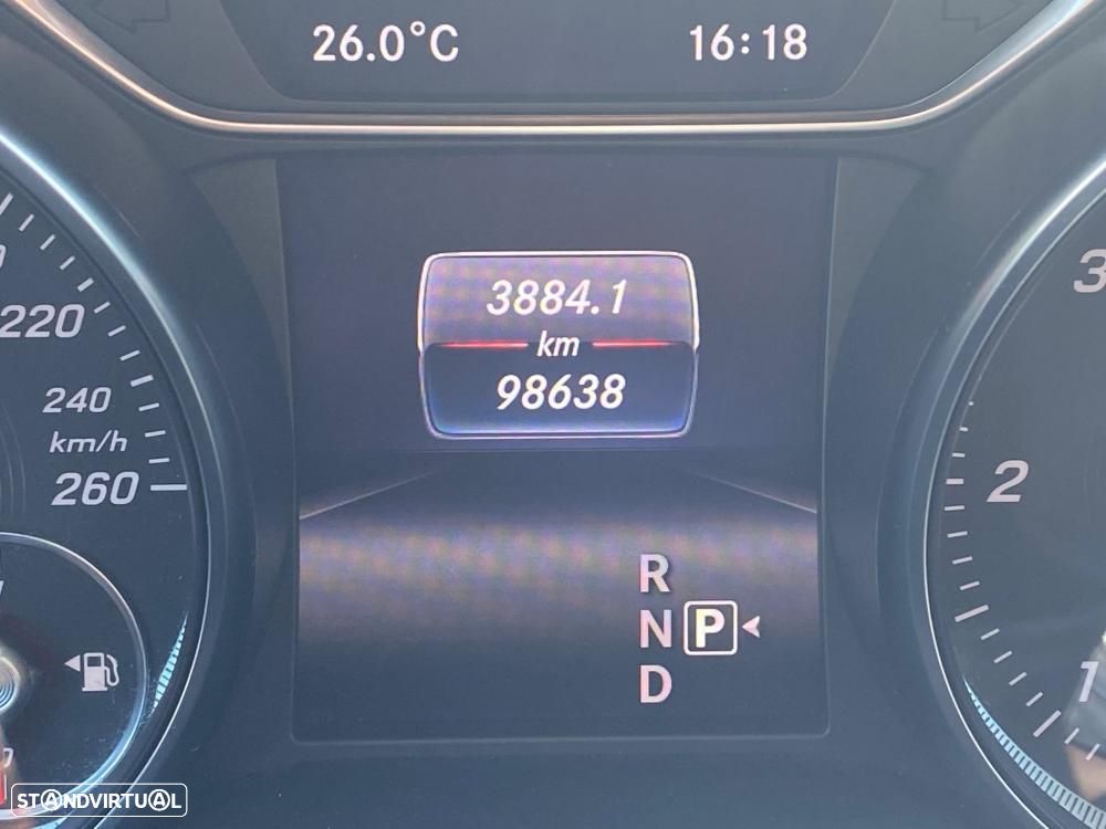 Mercedes-Benz GLA 200 - 10