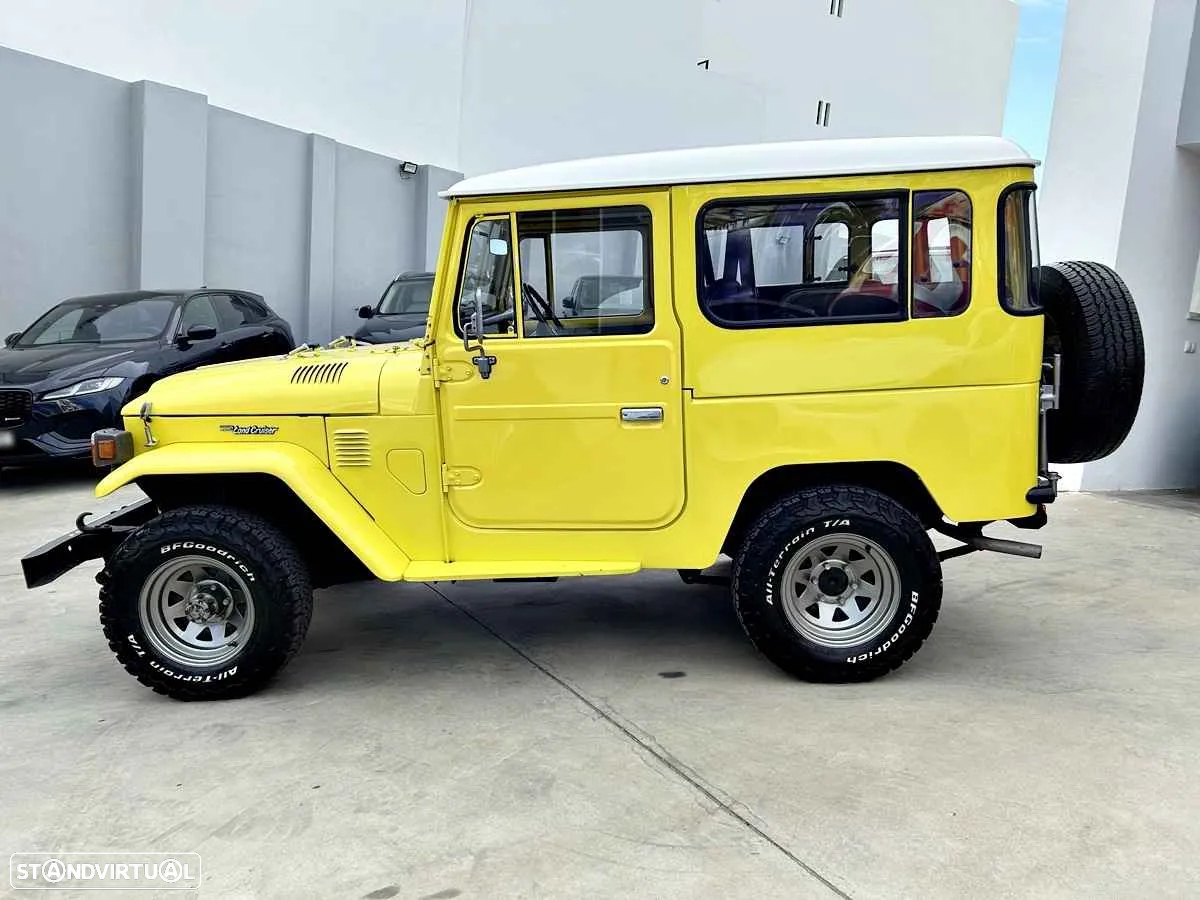 Toyota Land Cruiser - 7
