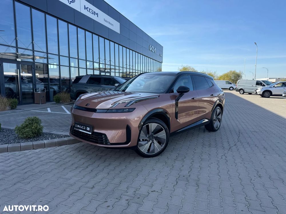 Lynk & Co 08