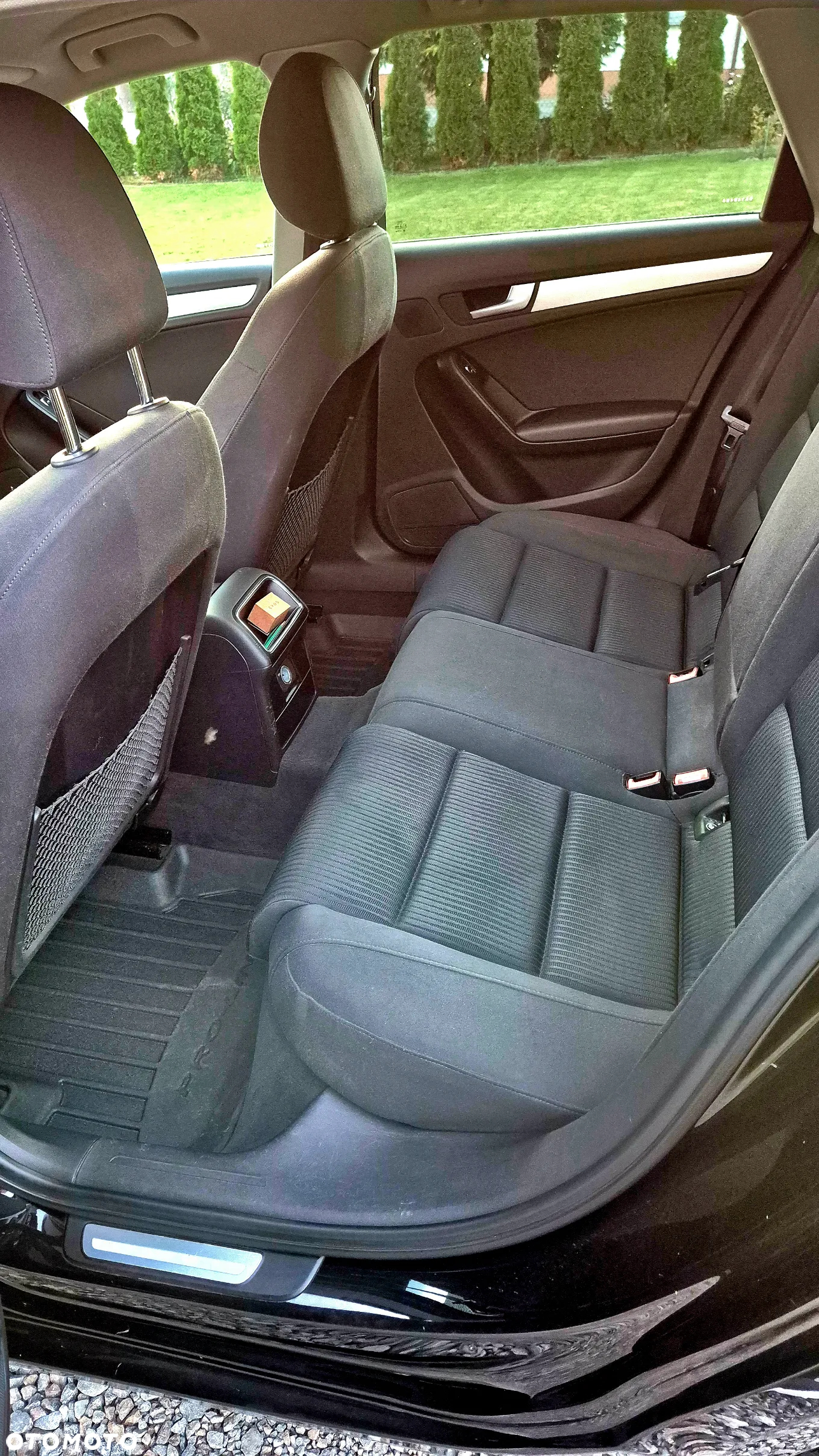 Audi A4 Avant 2.0 TDI DPF Ambiente - 11