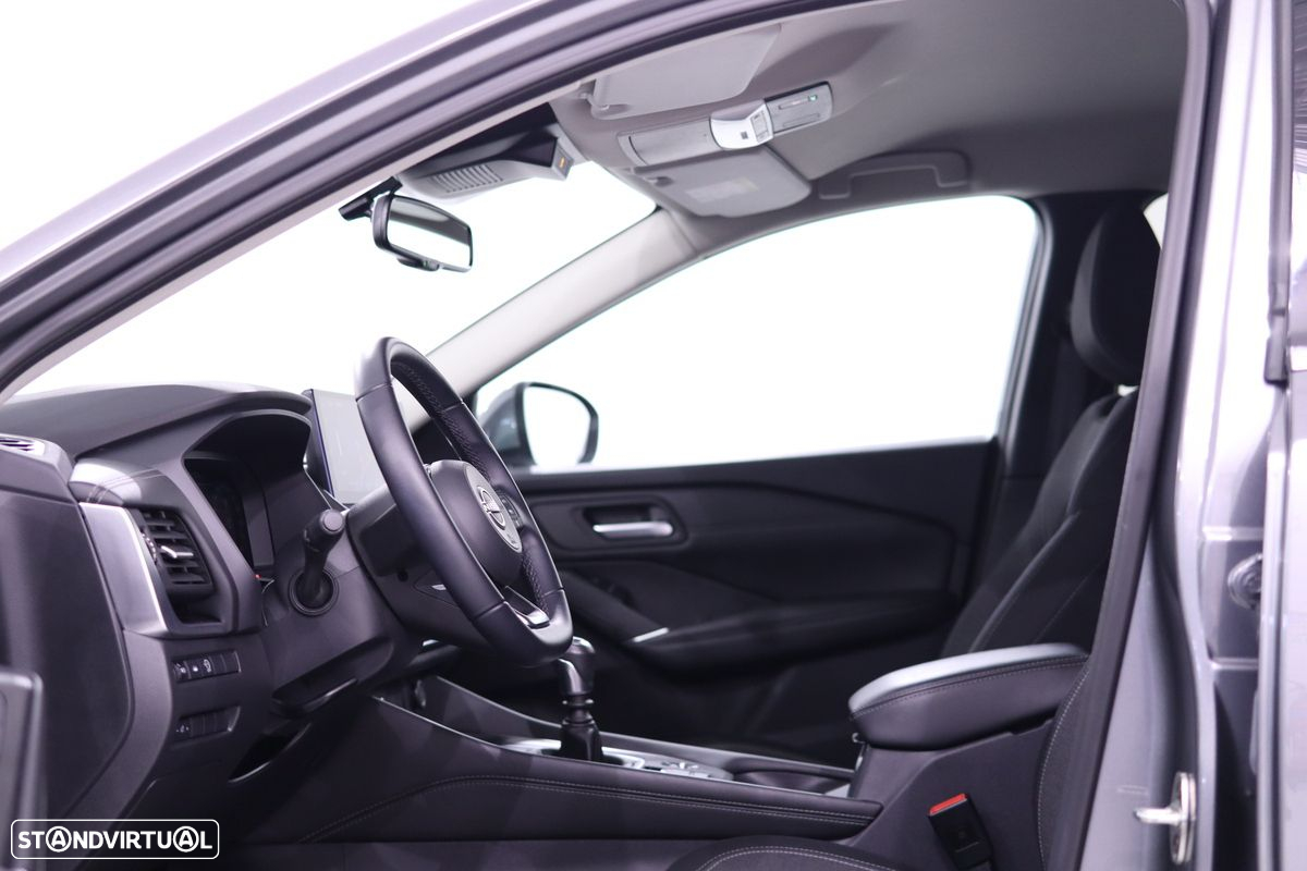 Nissan Qashqai 1.3 DIG-T N-Connecta - 27
